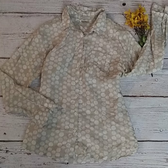 Vanheusen womans button down blouse - Picture 1 of 1